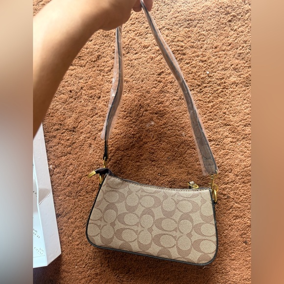 Coach Purse Set - Picture 2 of 3